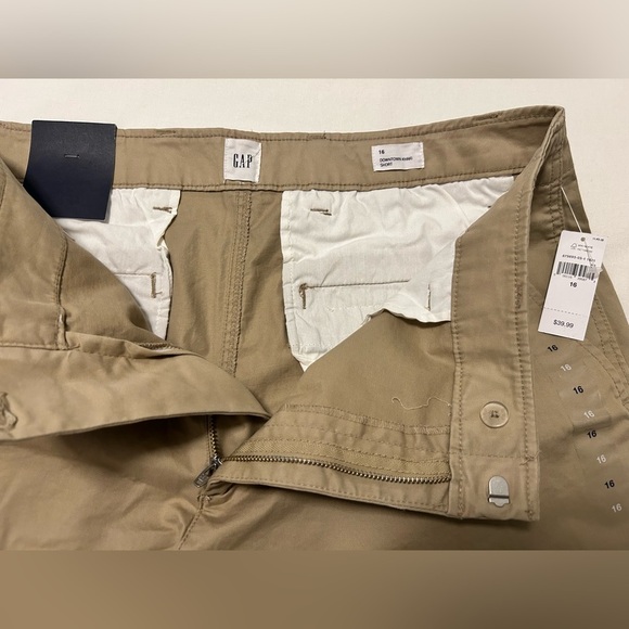 GAP Women’s Downtown Khaki size 16 NWT - Picture 3 of 3